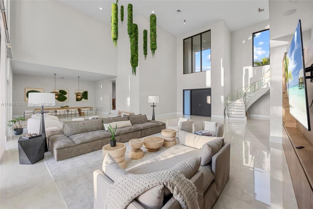 3275 Islewood Ave, Weston, Florida 33332
