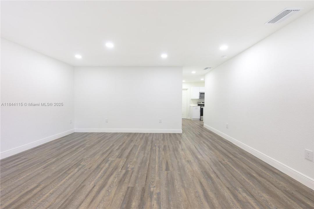 2355 NW 99th Ter 0, Miami, 佛罗里达州 33147, 美国
