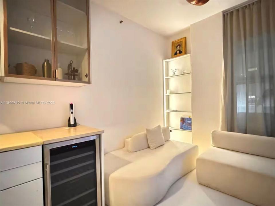 100 Collins Ave 218, Miami Beach, Florida 33139, Stati Uniti