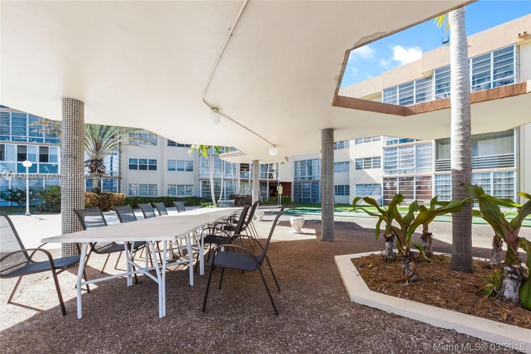 873 NE 195th St 307, Miami, Flórida 33179, Estados Unidos