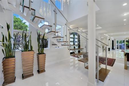5320 Sunset Dr, Miami, Florida 33143, USA