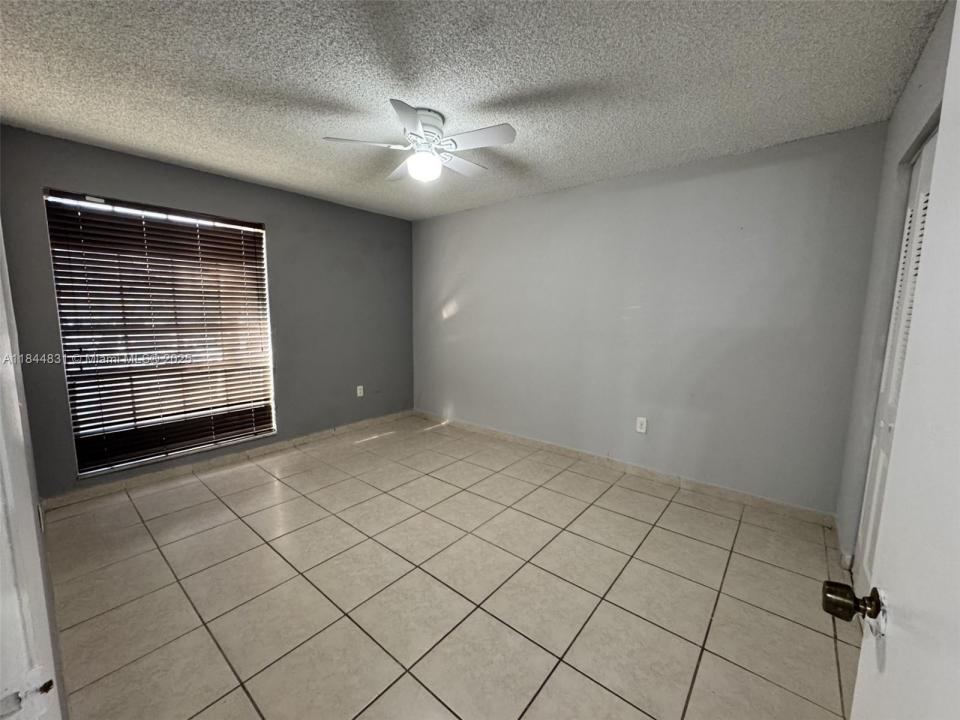 7101 Miami Lakes Dr Q9, Miami Lakes, 佛罗里达州 33014, 美国