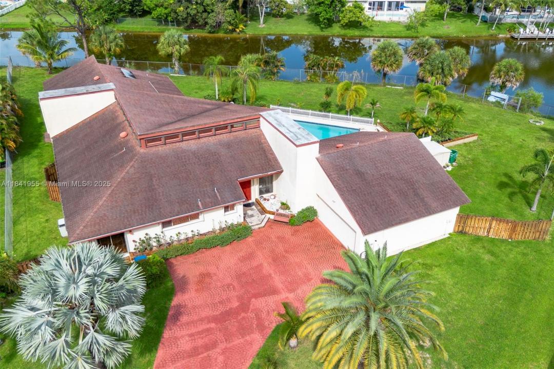 108 Paseo Ct., Royal Palm Beach, 佛羅里達州 33411, 美國