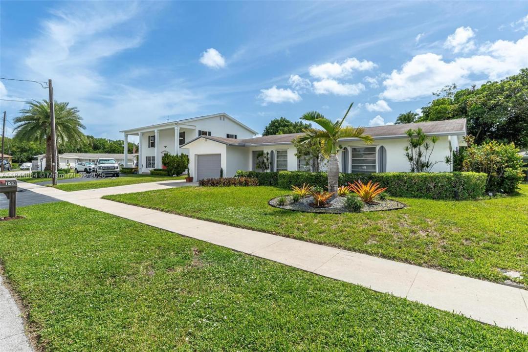140 SW 126th Ave, Plantation, Florida 33325, Estados Unidos