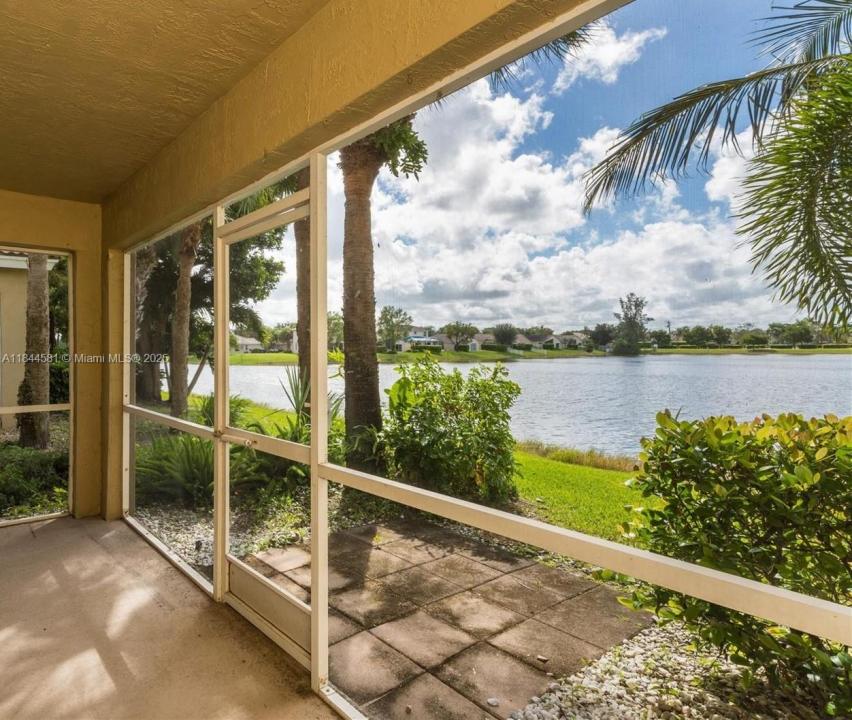 12172 SW 5th Ct, Pembroke Pines, Florida 33025, Estados Unidos