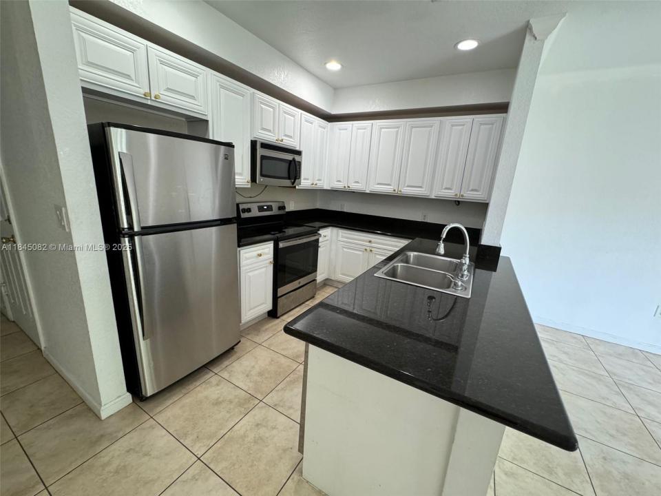 35 SE 3rd Ave 35, Hallandale Beach, Flórida 33009, Estados Unidos