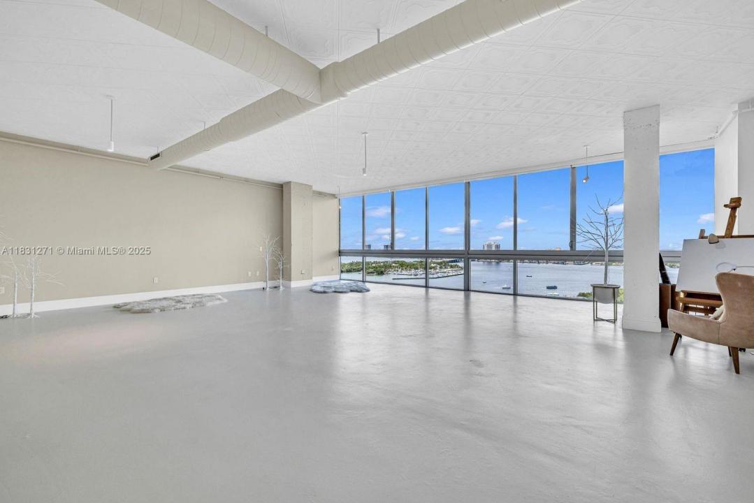 7934 West Dr 1504, North Bay Village, Florida 33141, Stati Uniti