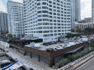 801 Brickell Bay Dr 4C041, Miami, Florida 33131, USA