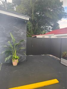 4315 NW 24th Ave 1, Miami, Florida 33142, USA