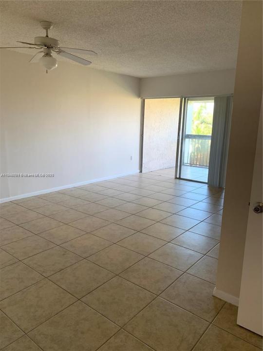 711 N Pine Island Rd 410, Plantation, Florida 33324, USA