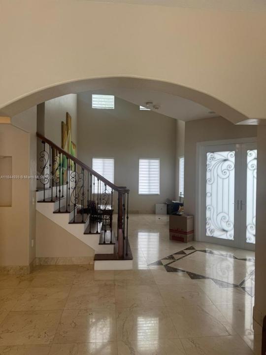 8821 NW 179th Ln 0, Hialeah, Флорида 33018, Соединенные Штаты