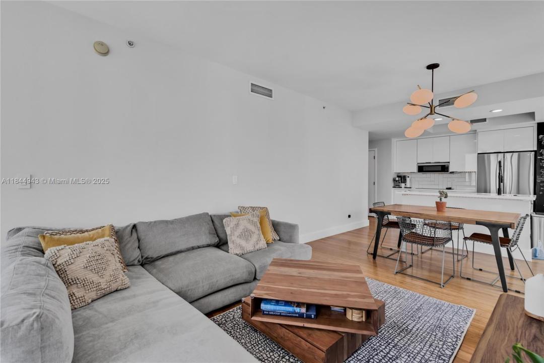 888 Biscayne Boulevard 812, Miami, فلوريدا 33132, الولايات المتحدة