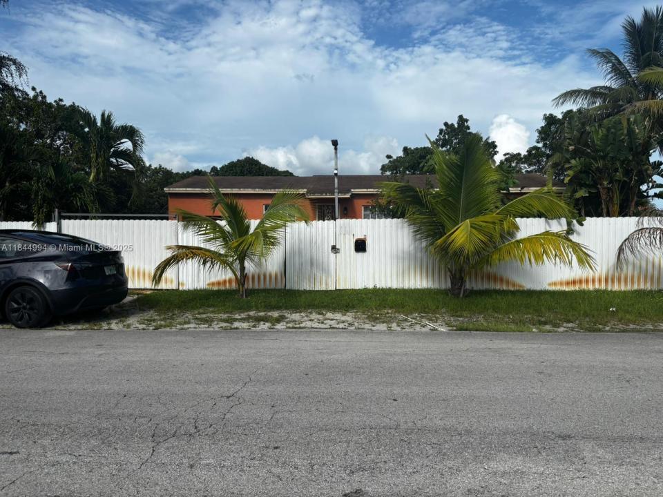 14701 NW 5th Ave, Miami, Floride 33168, États-Unis