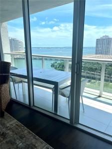 495 Brickell Ave 1211, Miami, Florida 33131, USA