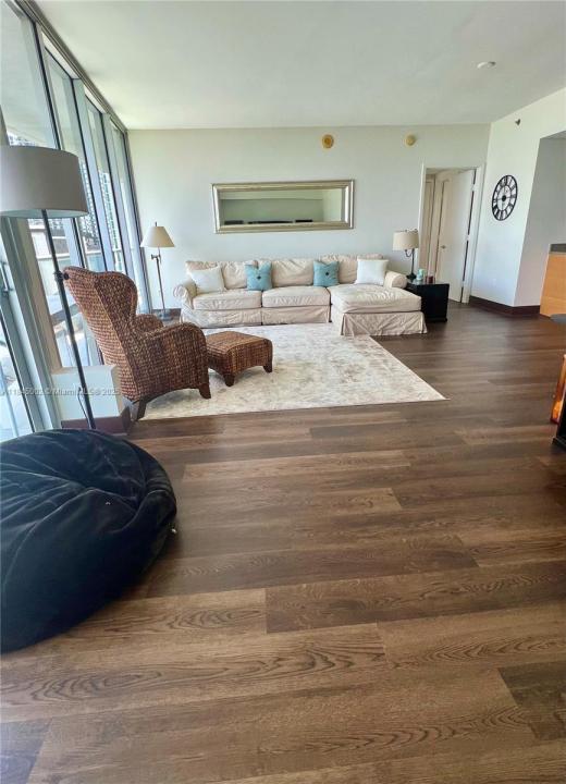 495 Brickell Ave 1211, Miami, Флорида 33131, Соединенные Штаты