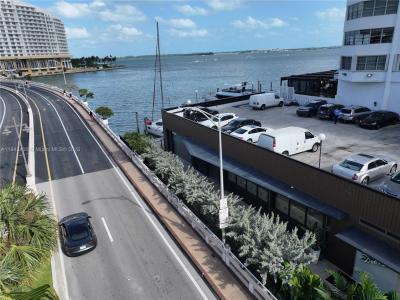 801 Brickell Bay Dr, Miami, Florida 33131, USA