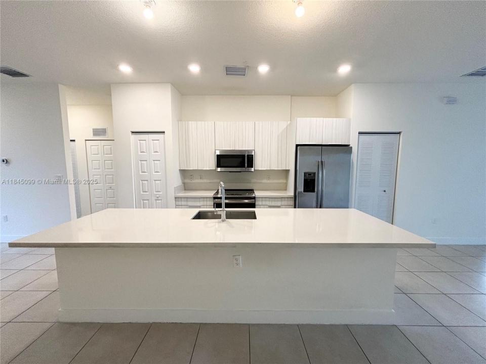 7831 NW 104 ave 21, Doral, フロリダ 33178, アメリカ合衆国