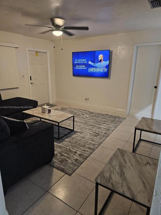 5929 Fillmore St A, Hollywood, Floride 33021, États-Unis