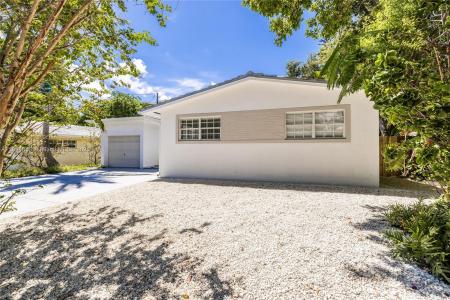 720 NE 70th St, Miami, Florida 33138, USA