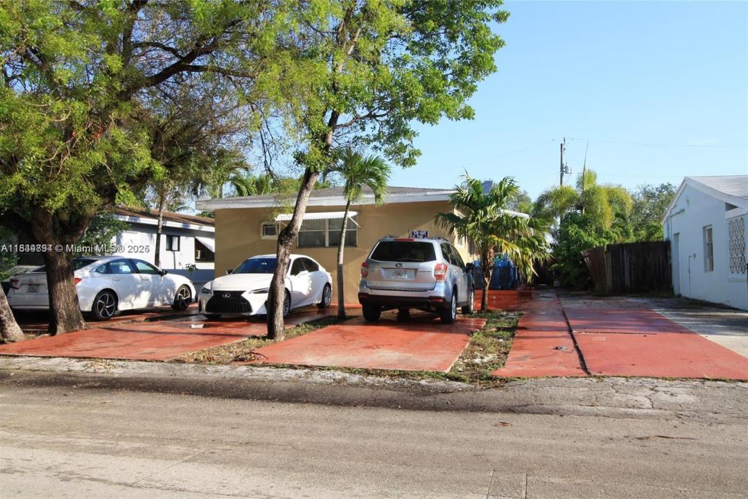 317 SE 2nd St 1, Hallandale Beach, 佛罗里达州 33009, 美国