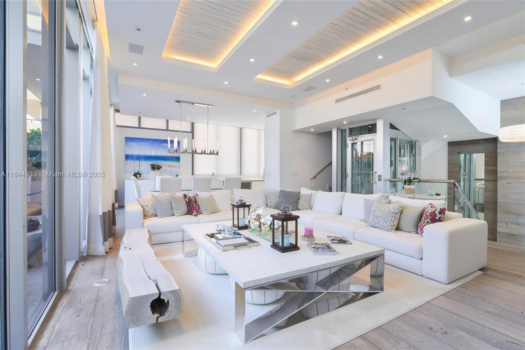 9501 Collins Ave 1, Surfside, Floride 33154, États-Unis
