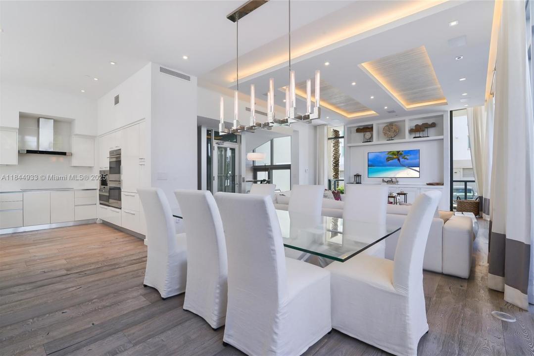 9501 Collins Ave 1, Surfside, Floride 33154, États-Unis