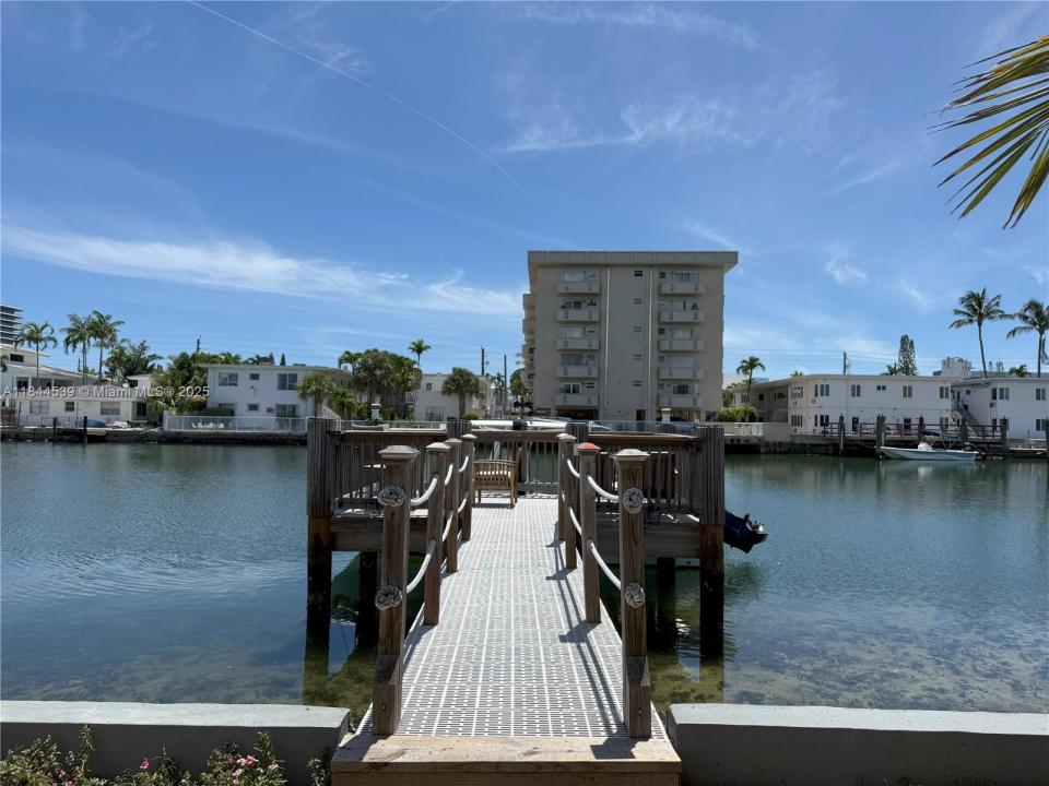 8401 Crespi Blvd 1, Miami Beach, フロリダ 33141, アメリカ合衆国