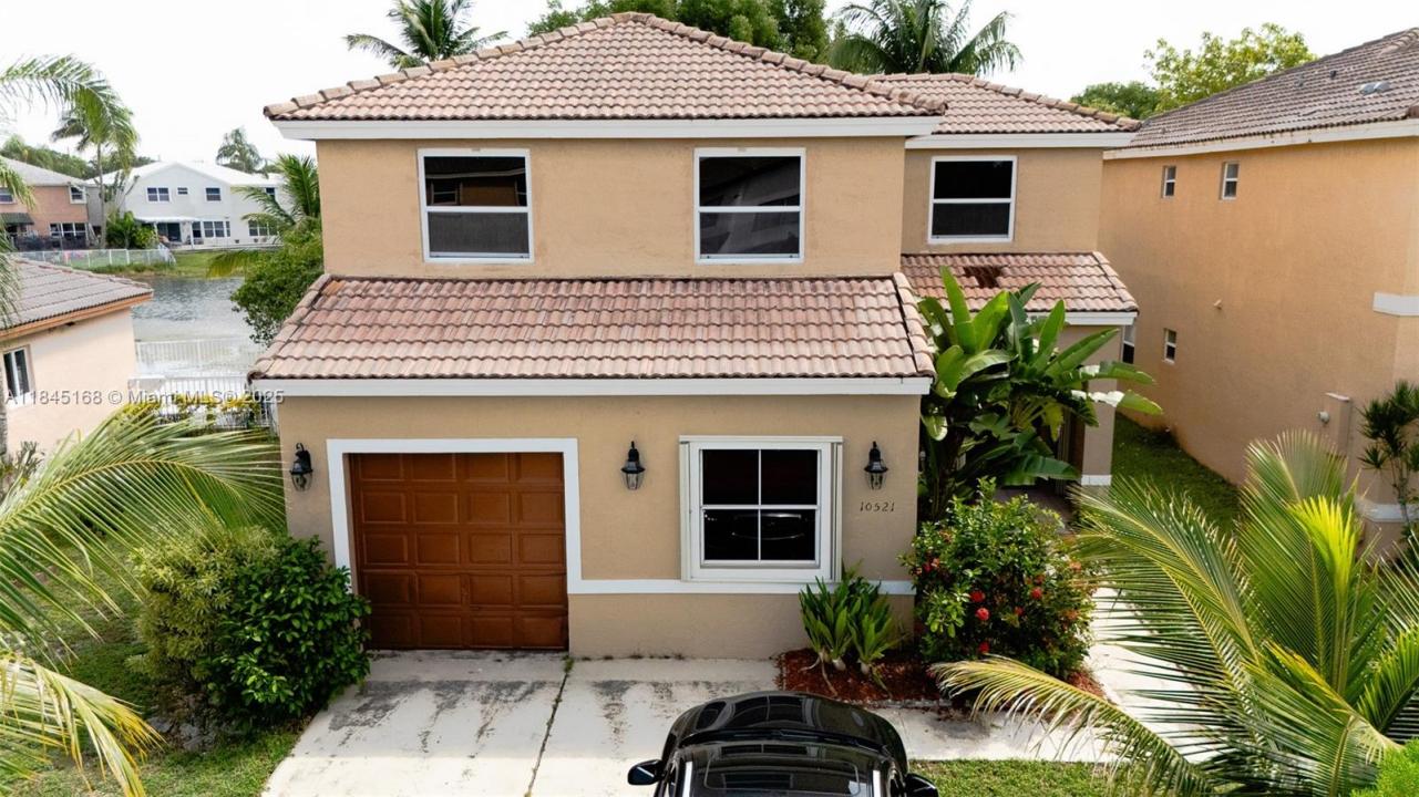 10521 SW 13th Ct, Pembroke Pines, Florida 33025, Amerika Birleşik Devletleri