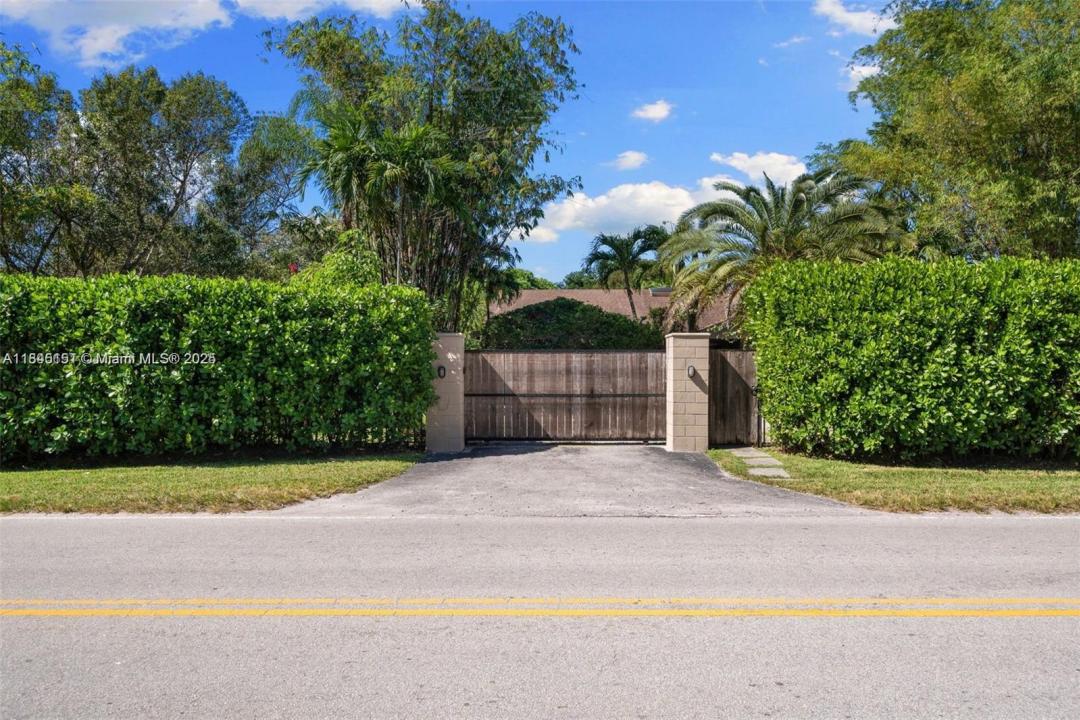 6411 SW 185th Way, Southwest Ranches, Florida 33332, USA