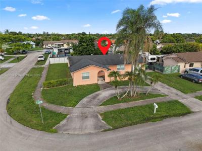 4211 SW 135th Ave, Miami, Florida 33175, USA