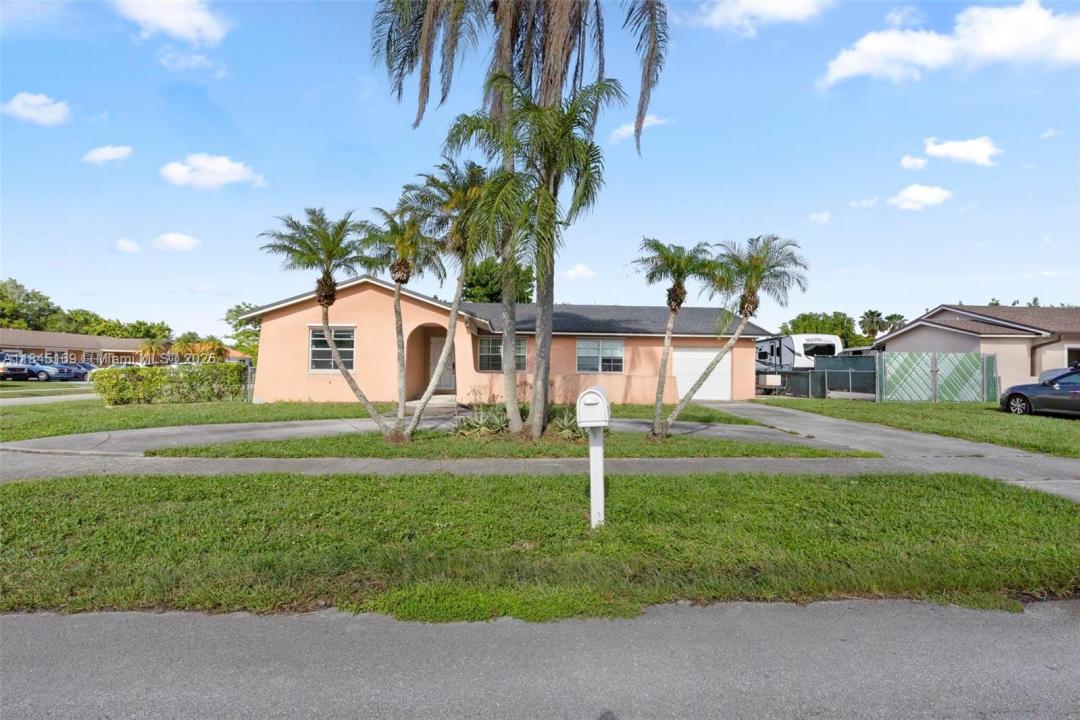 4211 SW 135th Ave, Miami, 佛罗里达州 33175, 美国