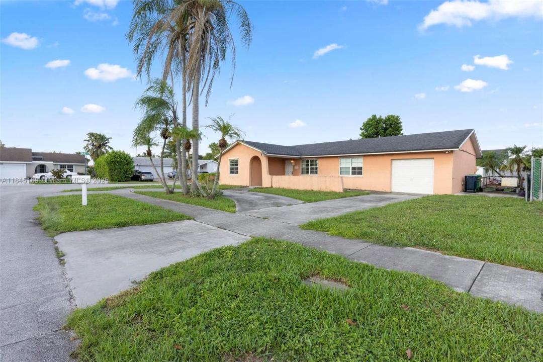 4211 SW 135th Ave, Miami, 佛罗里达州 33175, 美国