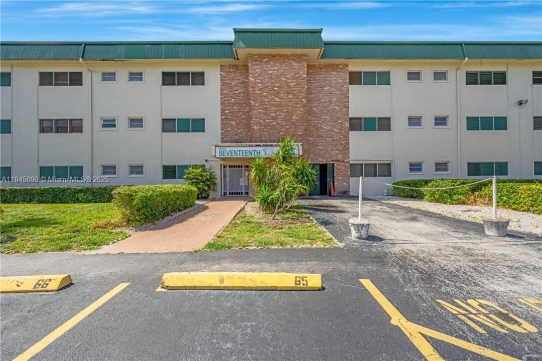 1450 Atlantic Shores Blvd 315, Hallandale Beach, Florida 33009, Amerika Birleşik Devletleri