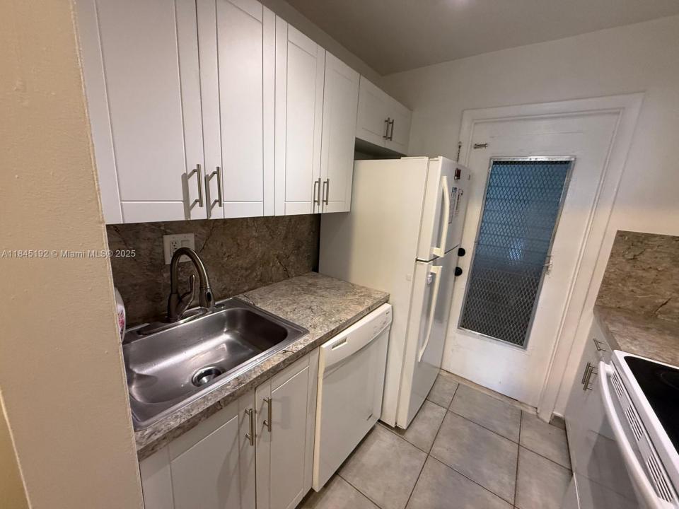 2633 Pierce St 105, Hollywood, 佛羅里達州 33020, 美國