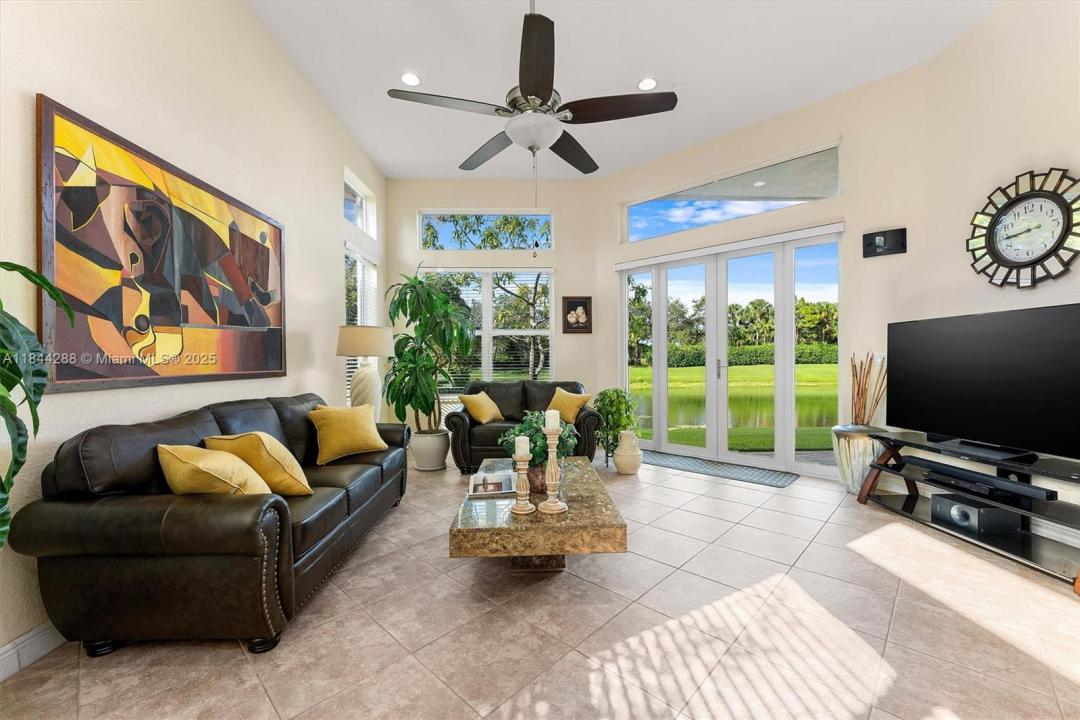 11425 NW 75th Mnr, Parkland, Floryda 33076, USA