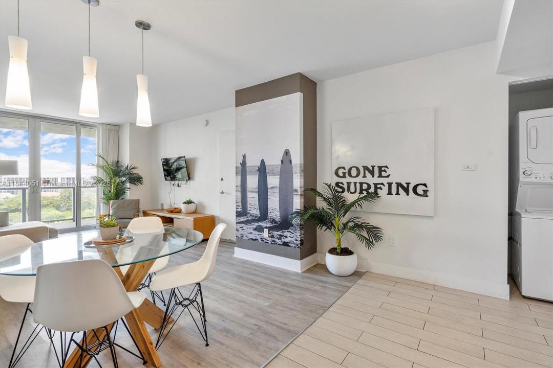 2602 E Hallandale Beach Blvd R906, Hallandale Beach, פלורידה 33009, ארצות הברית של אמריקה