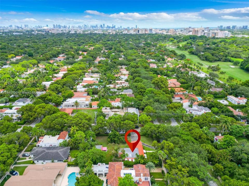 1305 Alhambra Cir, Coral Gables, フロリダ 33134, アメリカ合衆国