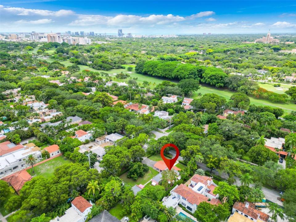 1305 Alhambra Cir, Coral Gables, フロリダ 33134, アメリカ合衆国