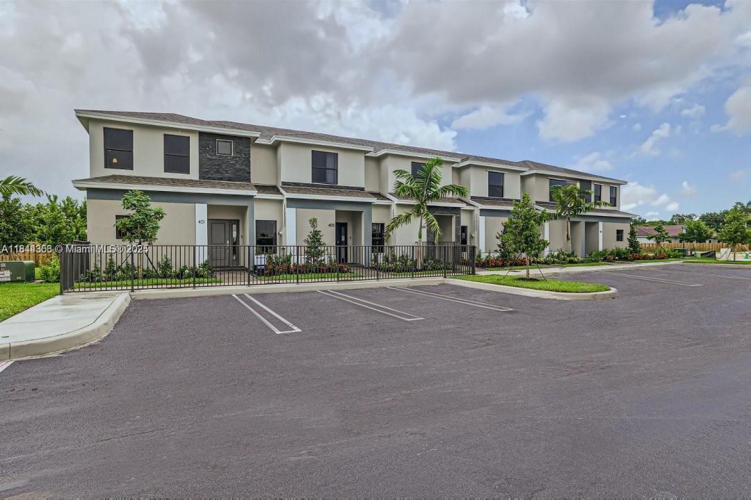 445 NE 1st Dr 445, Florida City, Флорида 33034, Соединенные Штаты