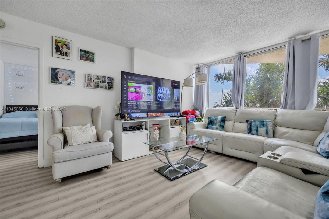 7601 E Treasure Dr 611, North Bay Village, Florida 33141