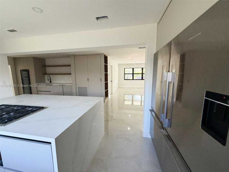 4021 NE 17th Ter, Oakland Park, פלורידה 33334, ארצות הברית של אמריקה