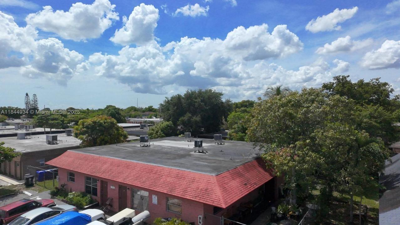 7710 SW 10th St #1-4, North Lauderdale, フロリダ 33068, アメリカ合衆国