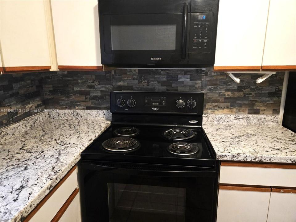 4160 NW 21st St 204G, Lauderhill, Flórida 33313, Estados Unidos