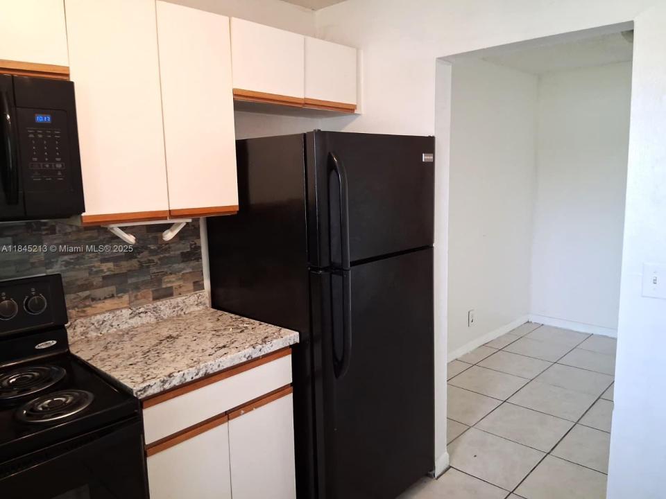 4160 NW 21st St 204G, Lauderhill, Flórida 33313, Estados Unidos