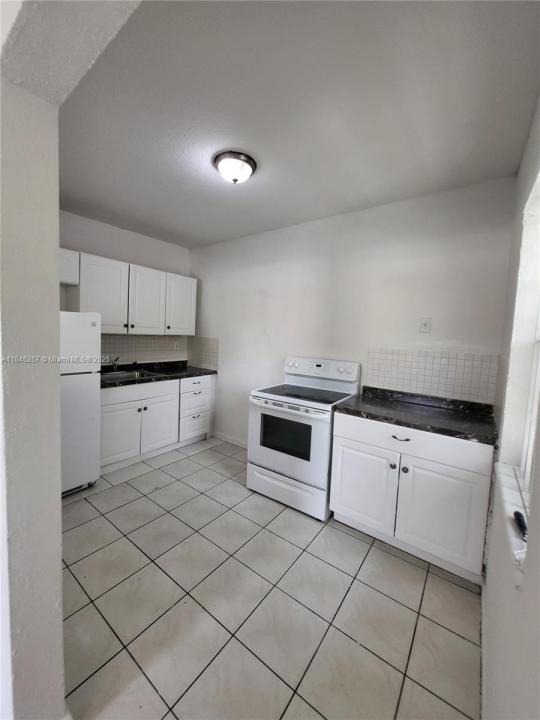 5731 NW 6th Ave 1, Miami, فلوريدا 33127, الولايات المتحدة
