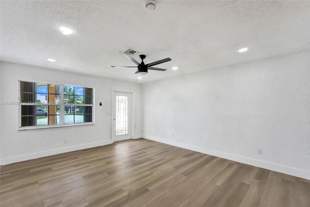 4331 NW 27th St, Lauderhill, Florida 33313