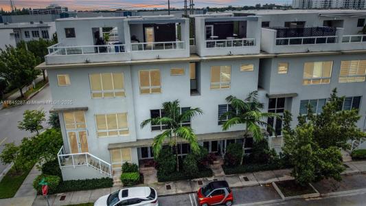 10336 NW 64th St ., Doral, Florida 33178, USA