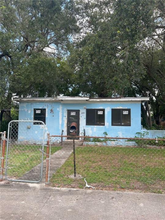 2281 NW 153rd St, Miami Gardens, Floride 33054, États-Unis