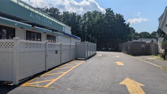 352-354 Larkfield Road, Huntington, Nova Iorque 11731, Estados Unidos