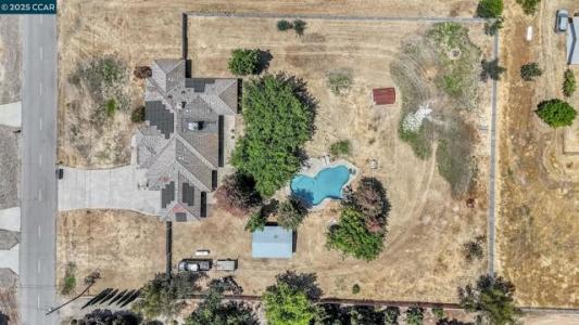 Manon, Madera, California 93637
